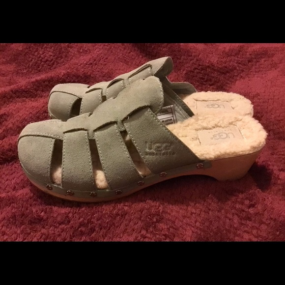 Women’s sea foam-green Sherpa lined ~UGG clogs/ 7 - Picture 6 of 7